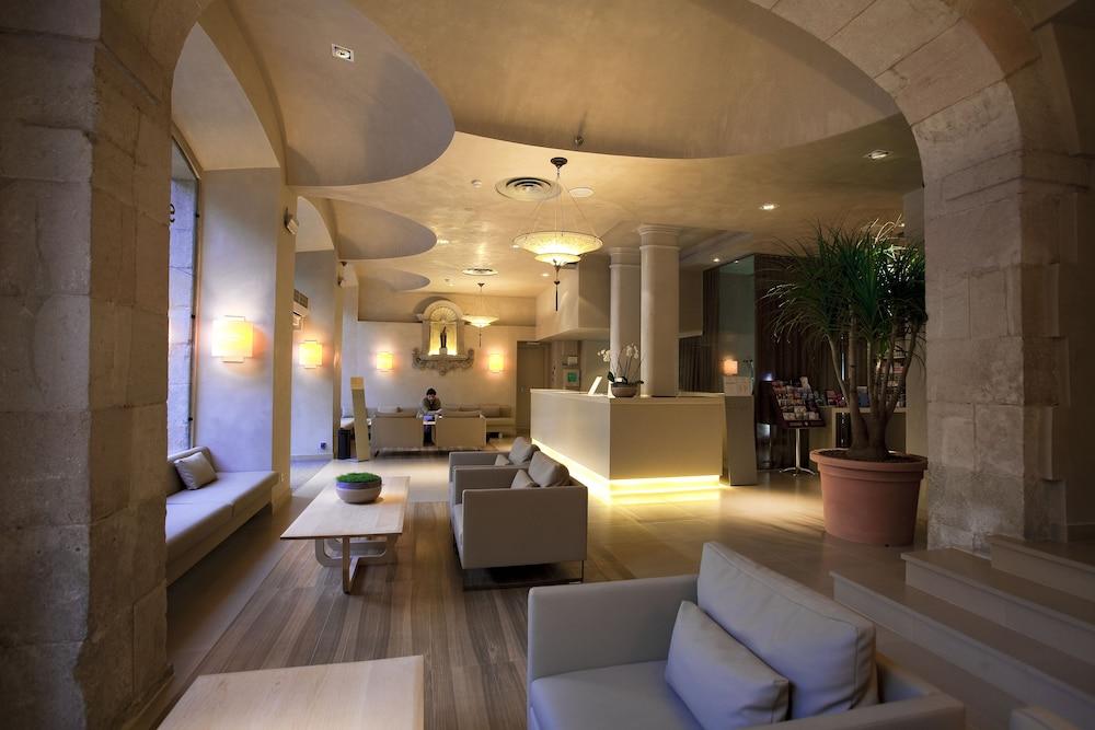 Sant Agusti Hotel